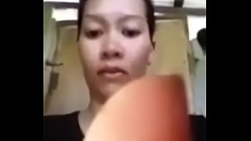 Yuli, Si Perawan Liar Yang Siap Digoyang Hingga Klimaks