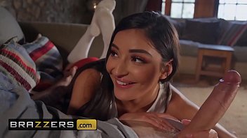 Remaja Suka Yang Besar – (emily Willis, Danny D) – Berlatih Jadi Pelacur Sempurna – Brazzers