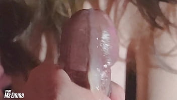 Mahasiswi Nakal Lulus Ujian Dengan Cara Isap Kontol Dosen Dan Telan Sperma
