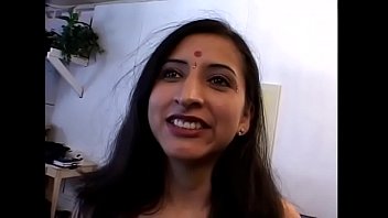 Pesta Anal India Dengan Dua Kontol Ganas!