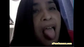 Mahasiswi Asia Manis Memainkan Memeknya Sendiri