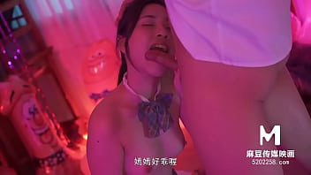 Pameran Terbuka Orgasme Liar – Adepan Panas Li Yan Xi Dan Lin Yan Di Film Asia Terbaik