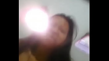 Risqia Lopes, Pelacur Surabaya Yang Menggoda