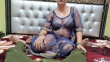 Bhabhi Mesum Mengisap Kontol Dever Sampai Teler Lalu Dientot Dubur Hingga Meraung-raung