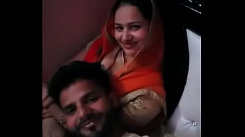 Gadis Desi Digoyang Keras Di Kamar Dengan Gaya Hindi