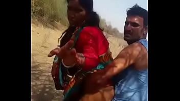 Pria India Yang Menggoda Dengan Nafsu Yang Membara