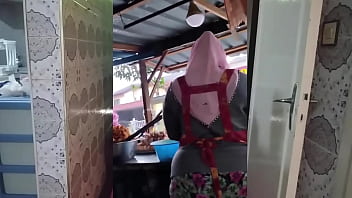 Milf Muslim Indonesia Montok Dan Menggoda