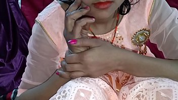 Pacar India Mesum Beraksi Dengan Suara Erang Dalam Bahasa Hindi Yang Menggairahkan