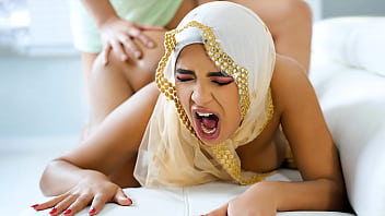 Membujuk Pacar Berhijabku Yang Dilarang Bercinta Karena Budaya Untuk Bersetubuh – Nafsu Pada Hijab