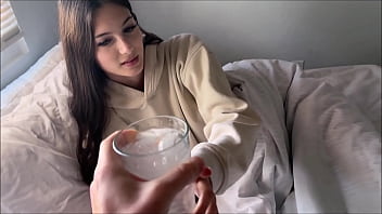 Hari Sakit Yang Panas Bersama Adik Tiri – Sophie Tyler – Terapi Keluarga Yang Menggoda – Alex Adams