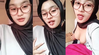 Ukhti Berhijab Cantik Yang Paling Jago Bikin Napsu Membara