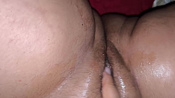 Menggoda Memek Istri Arab Yang Panas Dan Menggairahkan