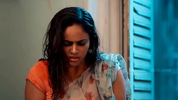 Swetha, Bintang Panas Dari India Selatan