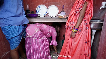 Desi Saali Ki Chudai Rasoi Mein Garam Masti