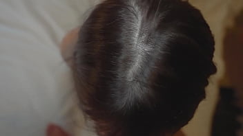 留学を控えた従順な女子に、日本を出る前の最後の思い出に中出ししてやった!