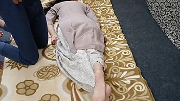 Sepanjang Malam Bercinta Dengan Bibi Punjabi Yang Ganas, Suara Erang Dan Desahan Panasnya Terdengar Jelas