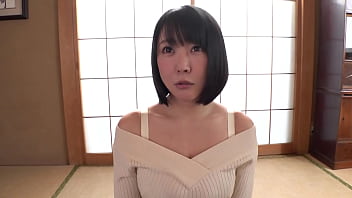Milf Jepang Montok Dengan Payudara Indah Yang Menggoda