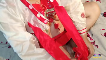 Istri Nakal Desi Dalam Gaun Merah Putih, Nafsu Menggelegar Di Rekaman Audio Seks Hindi Rumahan