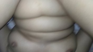 Puki Merah Merona, Tubuh Montok Putih Mulus Siap Ditunggangi