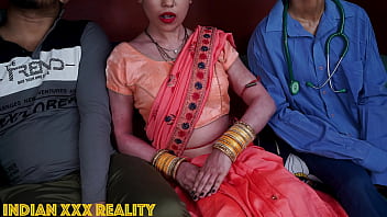 Ibu Tiri India Goyang Hot Menggoda Dalam Adegan Ranjang Hindi