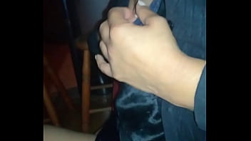 Mamerot Tiga Pria Sekaligus, Kini Si Jalang Minta Lebih Banyak Kontol Untuk Memuaskan Liang Panasnya Yang Haus Sperma