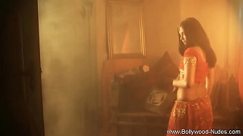 Gadis India Manis Yang Menggoda Dan Memikat Hati