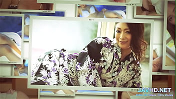 Koleksi Video Cewek Asia Cantik Lagi Pipis N11