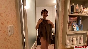 Gadis Montok Berpayudara G-cup Wajah Mungil Rambut Pendek Kesulitan Karena Corona, Akhirnya Buka-bukaan Pertama Kali: Coba Ngentot Payudara & Masturbasi! Pas Buka Baju, Ternyata Ada Tisu Toilet Menempel Ww Wawancara Eksklusif: Blowjob, Payudara, Dan Versi Mandi Bareng ~ Osakaporn