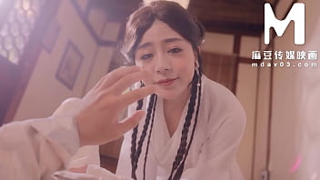 Gadis Kampus Song Yu Chuan Yang Mahir Menggoyang Ranjang