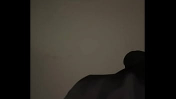Pelacur Muslimah Berjilbab Menampar Pantat Arabnya Yang Gendut Dan Mengerang Sambil Menggoyangkan Bokong Kotornya Sendirian