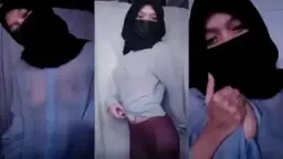 Bocil Berjilbab Dengan Baju Transparan Yang Menggoda