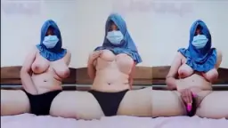 Gadis Berjilbab Biru Yang Menggairahkan, Menggoda Dengan Rayuan Mesra Di Balik Pintu