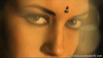 Gadis Bollywood Sensual Dari India Yang Memikat