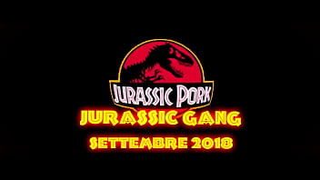 Kumpulan Mesum Zaman Purba Bersama Sofia Bellucci, Asia D’argento, Dan Liz Honey Dalam Arahan Guido Maria Ranieri