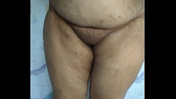 Gadis India Yang Menggoda, Sonam