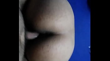 Gadis India Yang Menggoda Dengan Lekuk Tubuh Mempesona