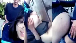 Gadis Berkacamata Cantik Digoyang Ganas Oleh Jamet