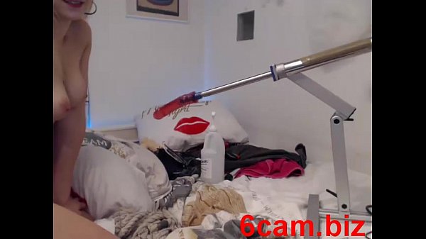 Siswet19, Adik Perempuan Yang Menggoda, Masturbasi Di Live Webcam Untuk Penonton Yang Haus