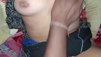 Gairah Tersembunyi Dengan Ayah Tiri Asia Yang Menggoda