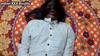 Gadis India Panas, Madu Bulan Pertama Dengan Ibu Tiri, Adegan Ranjang Seru Dalam Bahasa Hindi