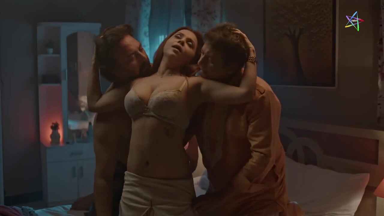 Malam Panas Di Episode 3: Main-main Nakal Di Usia Paruh Baya