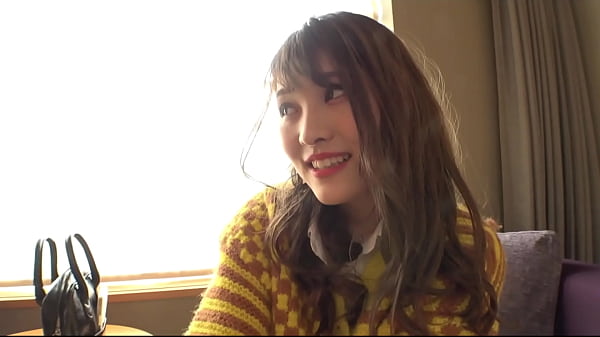 【極秘映像】トップアイドルを騙して本番中出し…ぐしょ濡れマ○コを激ピストンでイカせまくる完全盗撮 2