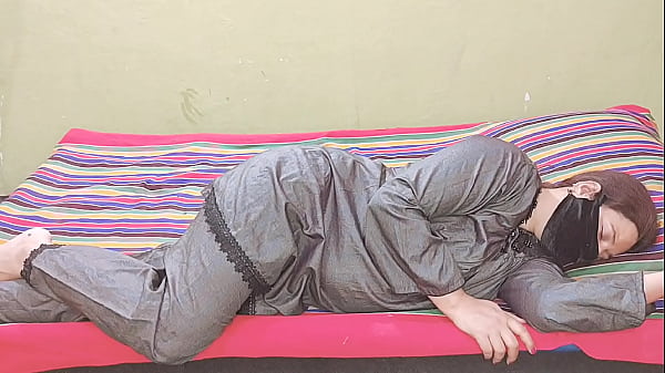 Bhabhi Pakistan Diharddoggy Kencang Dengan Audio Desi Hindi Yang Menggairahkan