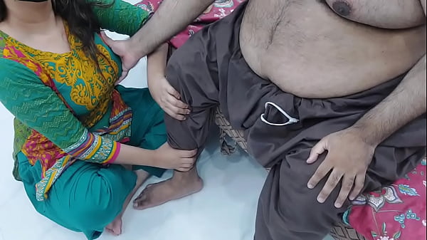 Pijat Kaki Oleh Putri Tiriku Berubah Mesra Dengan Genggaman Payudara Dan Bisikan Nakal Dalam Audio Hindi Yang Panas