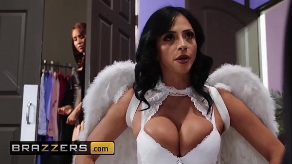 Sihir Seksi Dua Penyihir Tua: Ariella Ferrera Dan Isis Love Dalam Adegan Panas Dan Kejam