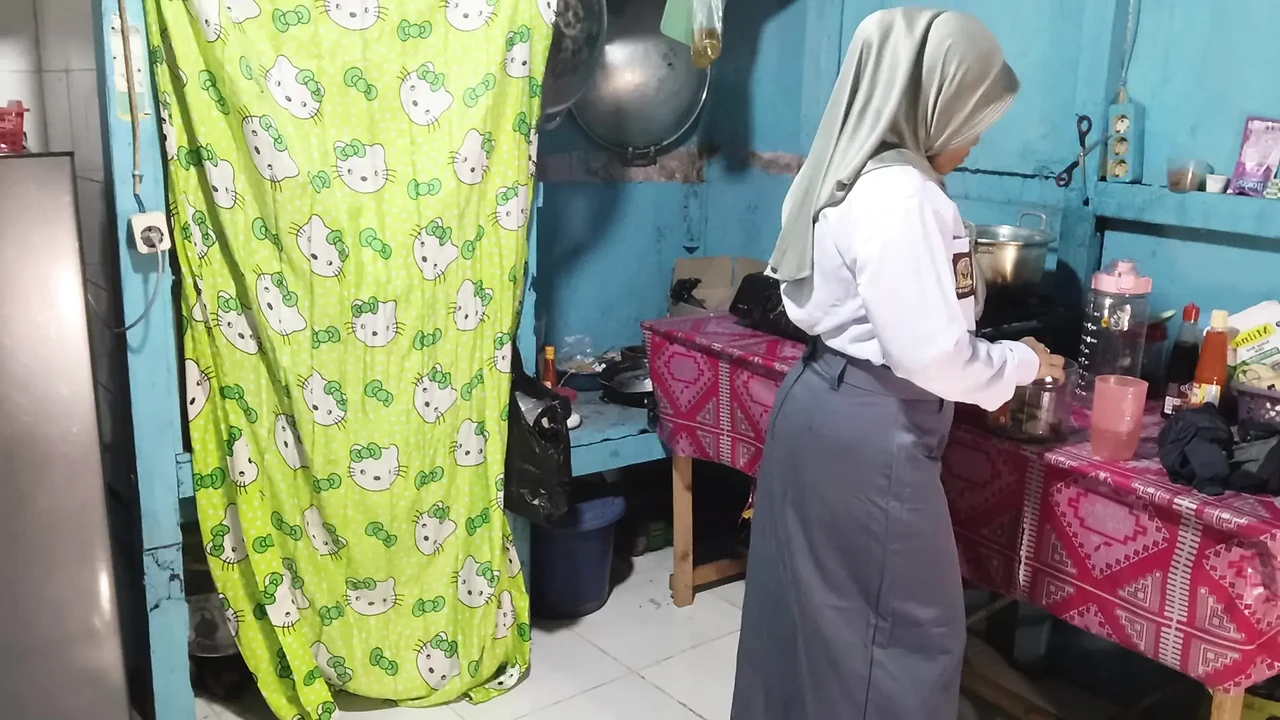 Chị Dâu Sắp đi Học
