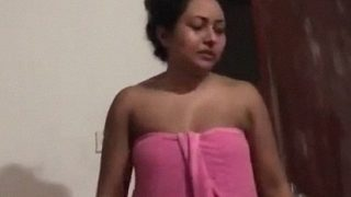 Kumpulan Klip Mms Desi Udari Telanjang