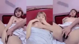 Remas Payudara Dan Masturbasi Adik Rambut Pirang
