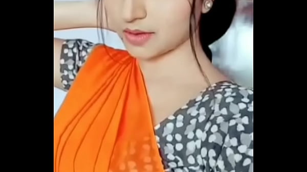 Panasnya Wanita Tamil