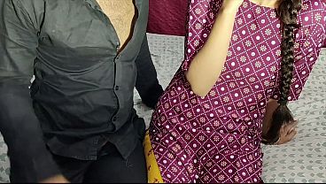 Desi Bhabhi Yang Menggairahkan Digoda Dan Dipuaskan Oleh Devar Yang Berahi